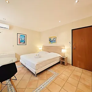 viva-riviera-9-rue-commandant-andre.fr-provencehotel.com/